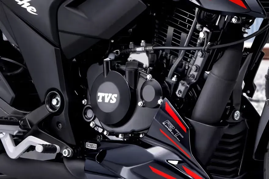 TVS Apache RTR 160 4V Review : Powerful Street Bike with Sporty Design and Smart Tech