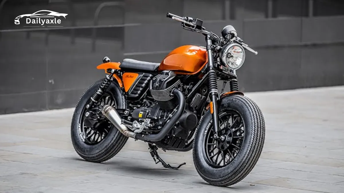 Moto Guzzi V9 Cruiser 2025 : Classic Styling Meets Modern 853cc Power