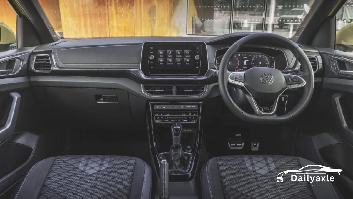 Volkswagen Taigun Facelift 2025 Review: Fresh Look, Strong Heart, Same Soul