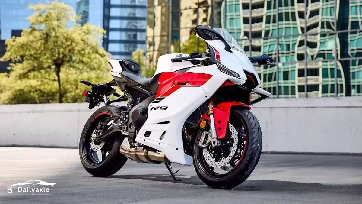 Yamaha R9 2025 : Sleek Mid-Weight Sports Bike with High Performance Worldwide