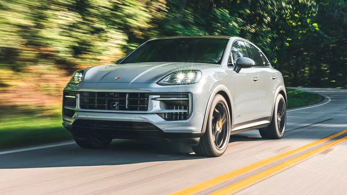 2026 Porsche Cayenne Hits U.S Streets and It Will Blow Your Mind