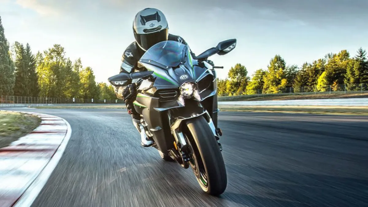 Kawasaki Ninja H2R 2025 Launched Heres Why Riders Are Losing Their Minds