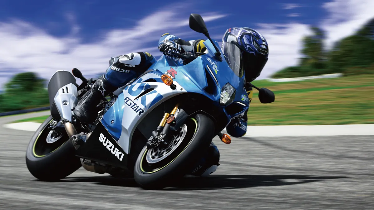 Rode the Suzuki GSX-R1000R  and Honestly, It Scared Me (In a Good Way)