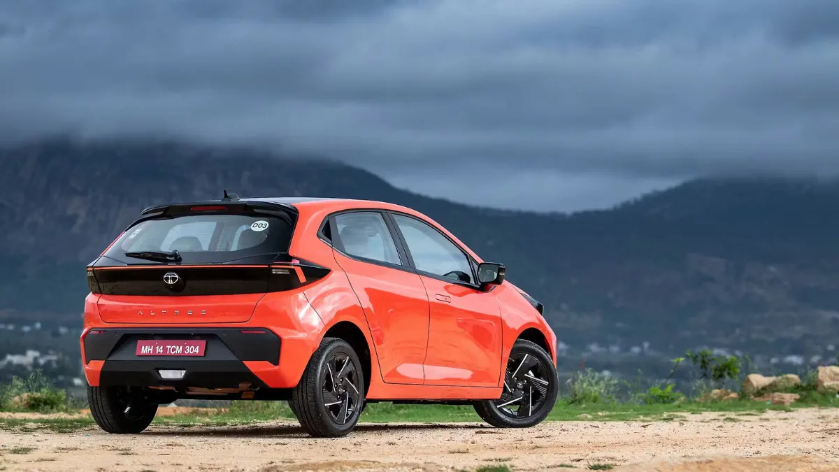 Tata Altroz Facelift 2025: New Design, Features, and Premium Feel