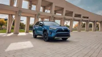 2025 Toyota RAV4 Review : Price, Features & Stunning Redesign