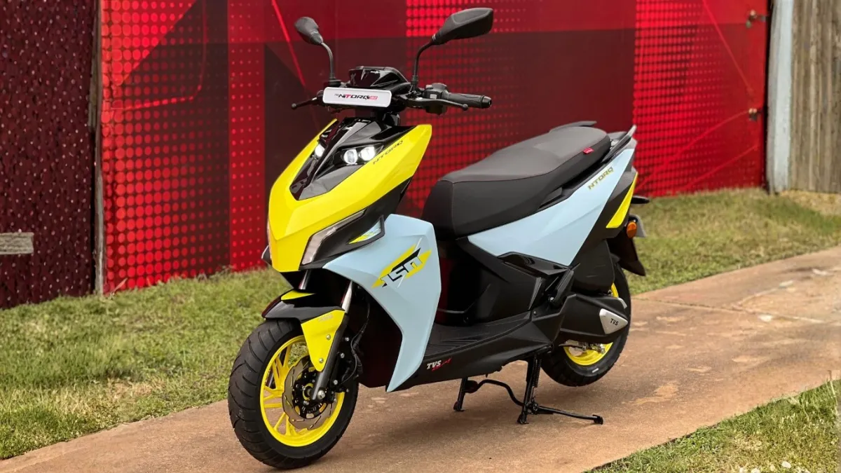 TVS Ntorq 150 : 3 Things That Hooked Me Instantly And 2 That Almost Made Me Walk Away