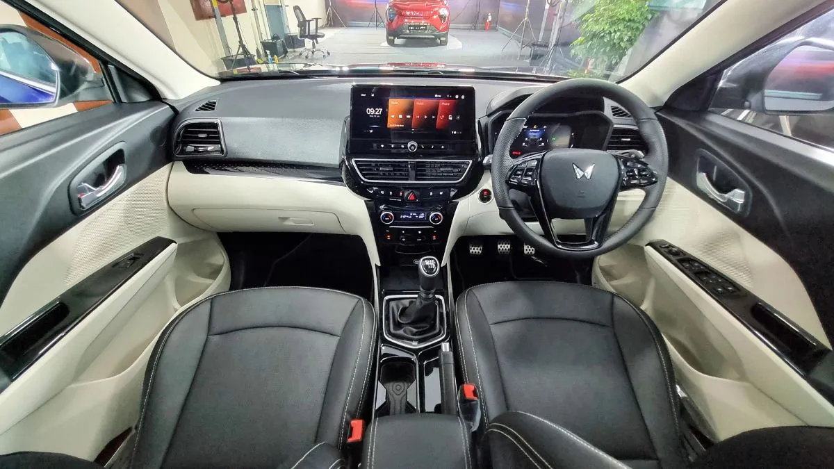 Mahindra XUV 3XO REVX A Turbo Review : This Tiny SUV Just Shocked Everyone!