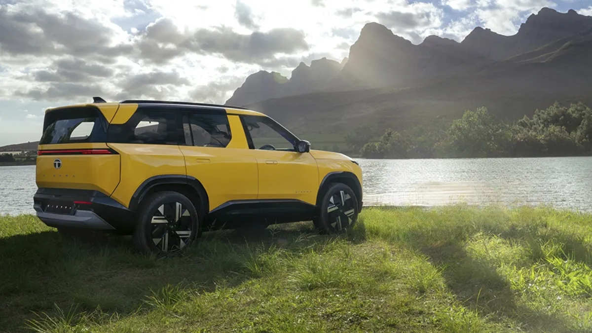 2025 Tata Sierra First Look : 7 Segment-First Features That Make Rivals Shiver