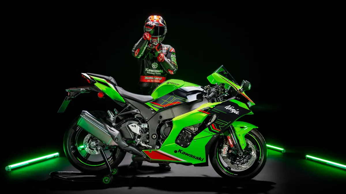 Kawasaki Ninja ZX-10R Discount Shocker Rs 1.5 Lakh Off But Is It Really Worth It