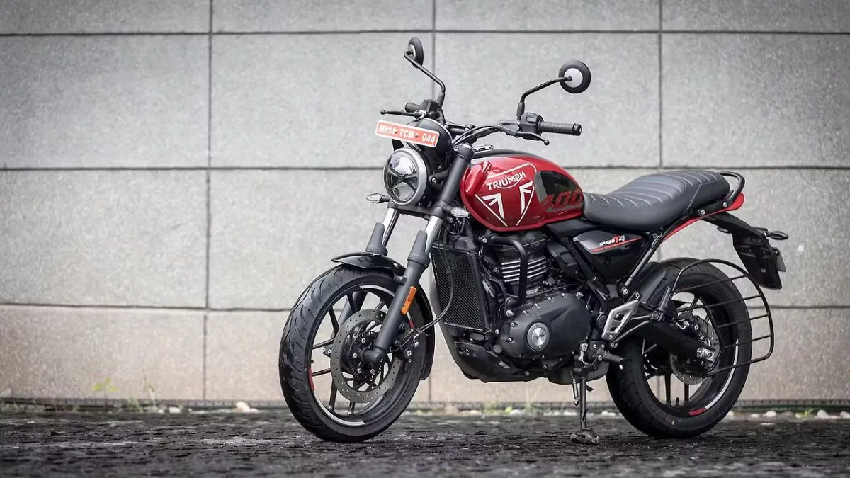 Triumph Speed T4 Review : 3 Reasons Youll Obsess Over It and 2 Reasons to Think Twice